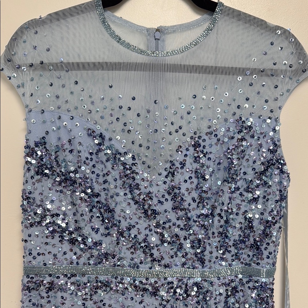 NWT | Mac Diggal 5619 Blue Embellished High Neck Cap Sleeve Gown Size 8 - Picture 7 of 12